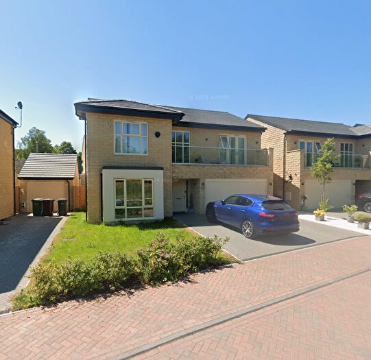 5 Bedroom Detached House To Rent In Ashtree Croft Grove, Micklefield, Leeds, LS25