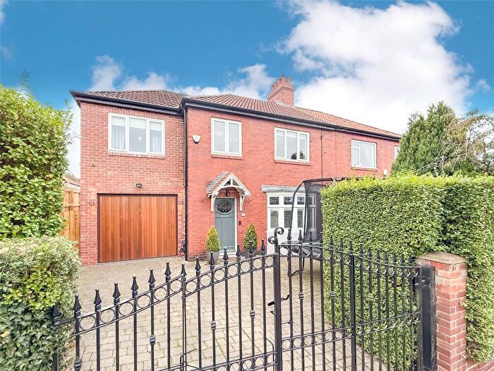 4 Bedroom Semi Detached House For Sale In Church Road, Low Fell, NE9
