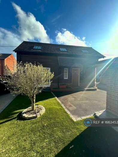 2 Bedroom Detached House To Rent In Dog Lane, Wantage, OX12