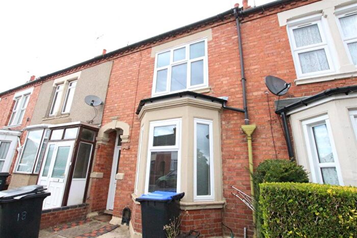 4 Bedroom Terraced House To Rent In Rothersthorpe Road, Far Cotton, Northampton, NN4