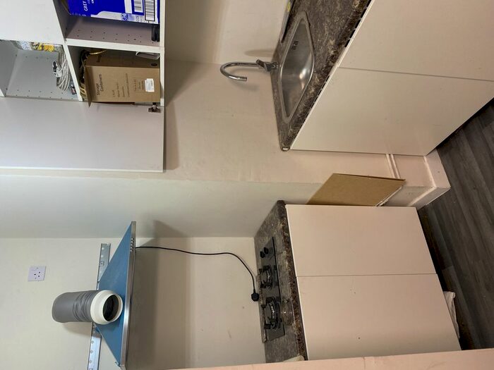 Studio To Rent In Roseville Road, Hayes, Greater London, UB3