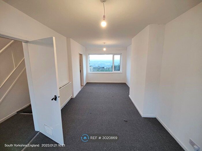 3 Bedroom Semi Detached House To Rent In Sandstone Avenue, Sheffield, S9