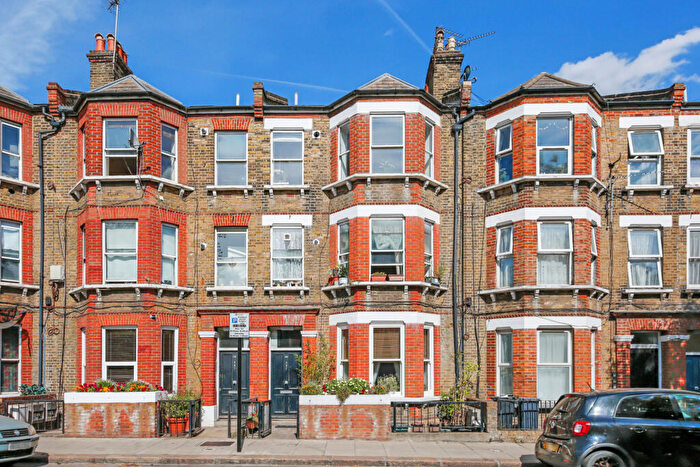 2 Bedroom Apartment For Sale In Camden Street, London, NW1
