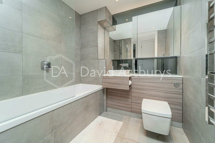 2 Bedroom Apartment To Rent In High Street, Hornsey, London, N8