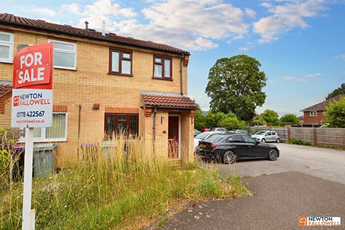 2 Bedroom End Of Terrace House For Sale In Austerby Close, Bourne, PE10