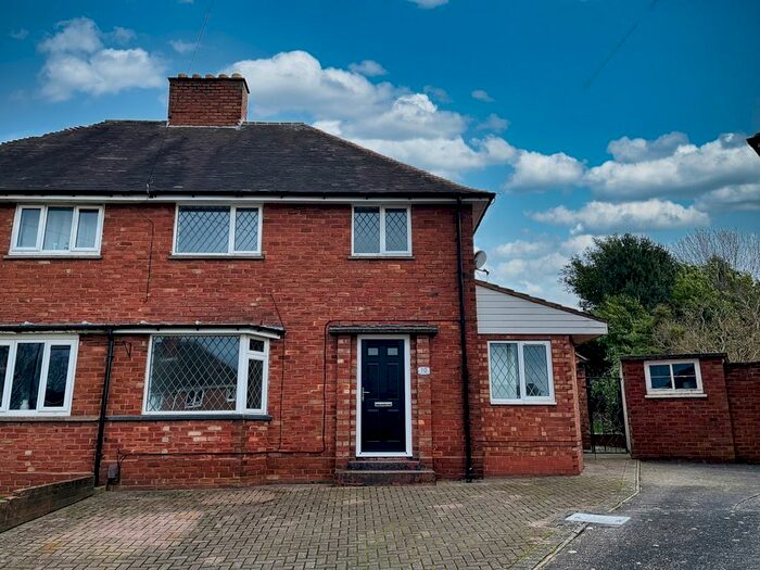 3 Bedroom Semi-Detached House To Rent In Pudsey Drive, Sutton Coldfield, B75