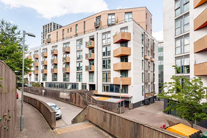 2 Bedroom Flat For Sale In New England Street, Pullman Haul, BN1