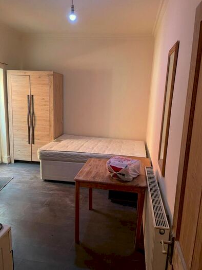 1 Bedroom Studio To Rent In Homefield Road, Sudbury, Wembley, HA0