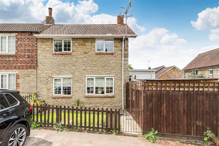 3 Bedroom End Of Terrace House For Sale In Manor Road, Grendon, Northampton, NN7
