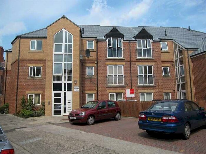 1 Bedroom Apartment To Rent In Victoria Mews, Whitley Bay, NE26