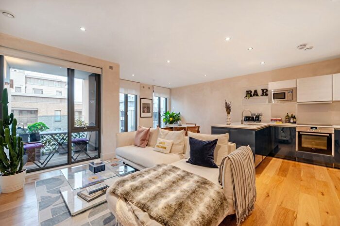 2 Bedroom Flat To Rent In Bonchurch Road, London, W10