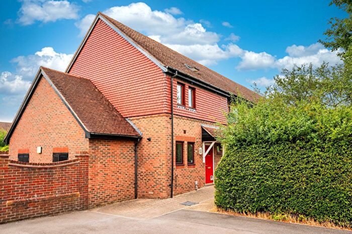 3 Bedroom End Terrace House For Sale In Holders Close, Billingshurst, RH14