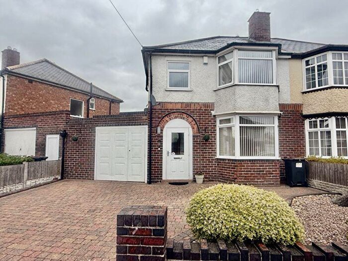 3 Bedroom Semi Detached House For Sale In Hesketh Crescent, Birmingham, B23