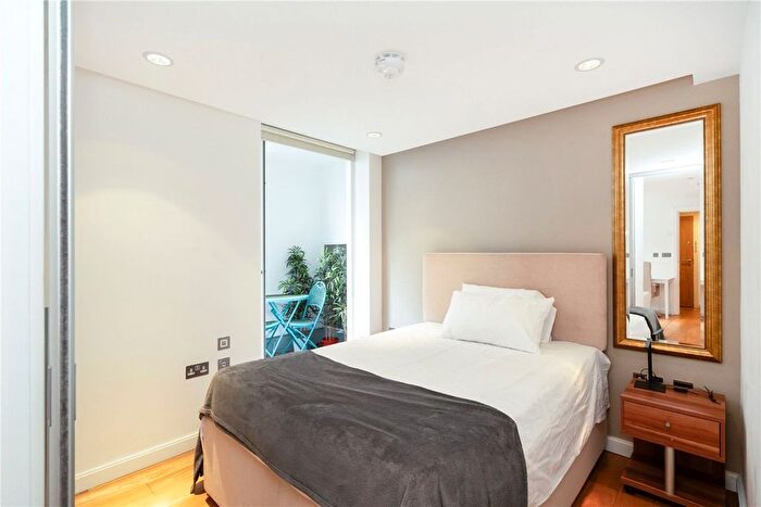 1 Bedroom Flat To Rent In Cornwall House, Marylebone, NW1