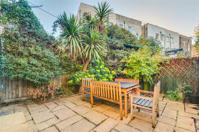 1 Bedroom Apartment To Rent In Balham, London, SW12