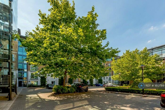 2 Bedroom Flat To Rent In Building, London, SE18