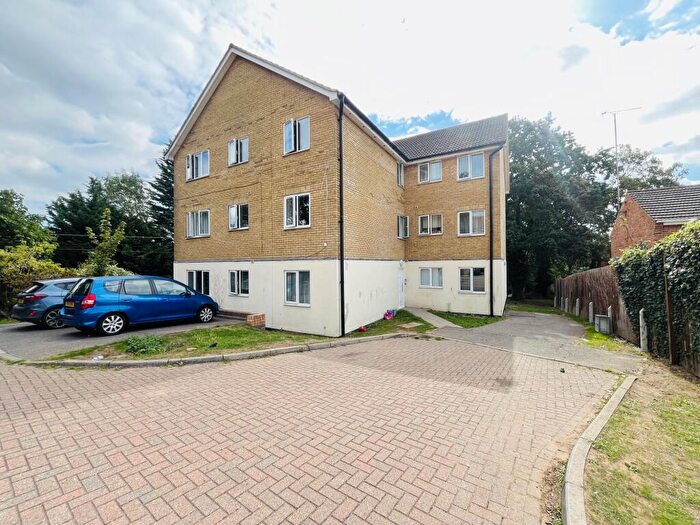 1 Bedroom Apartment To Rent In Cherwell Grove, South Ockendon., RM15