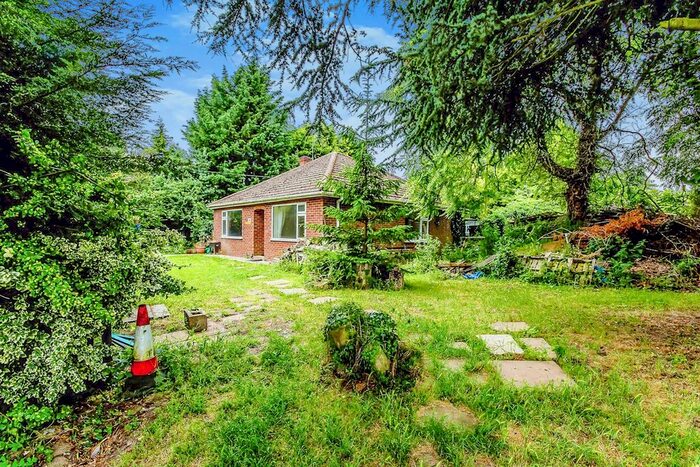 3 Bedroom Detached Bungalow For Sale In Bensgate Road, Holbeach, Spalding, PE12