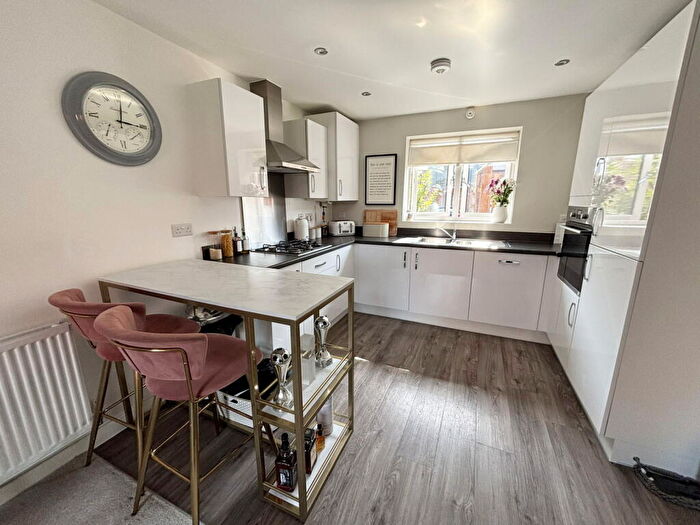 2 Bedroom Flat For Sale In Newman Square, Shirley, B90