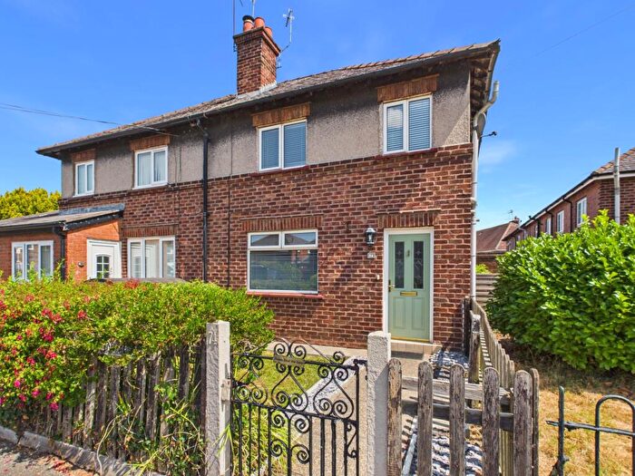 3 Bedroom Semi-Detached House For Sale In Allington Place, Handbridge, CH4