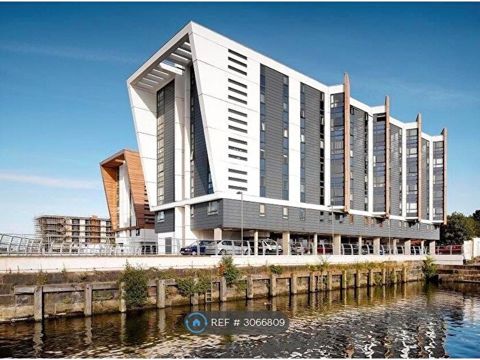 1 Bedroom Flat To Rent In The Decks, Runcorn, WA7