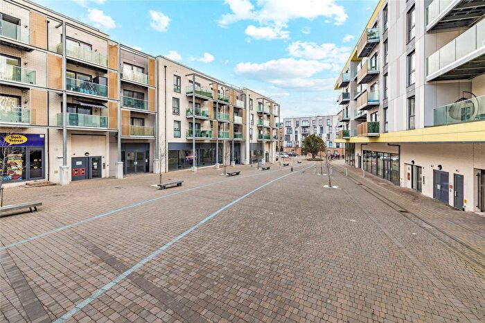 1 Bedroom Flat For Sale In Cunard Square, Chelmsford, Essex, CM1