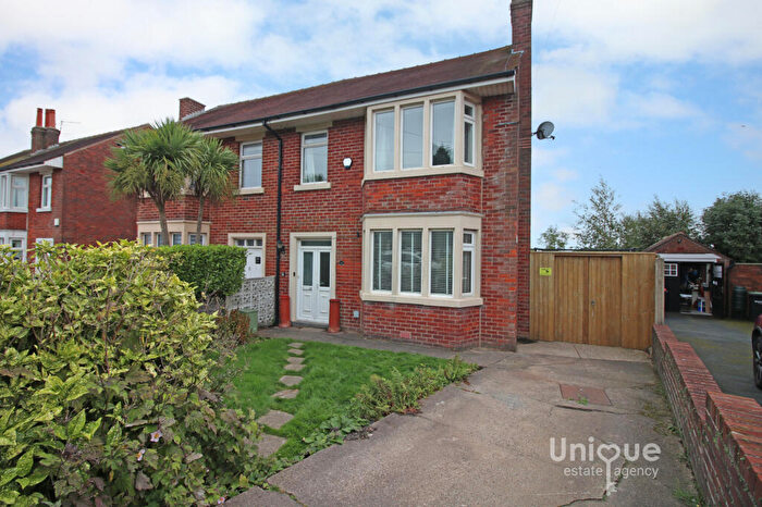 3 Bedroom Semi-Detached House For Sale In Westby Way, Poulton-le-Fylde, FY6