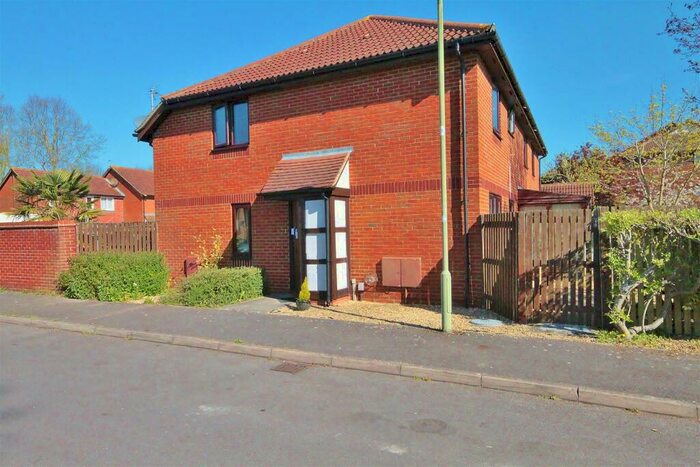 1 Bedroom End Of Terrace House To Rent In Balliol Drive, Didcot, OX11