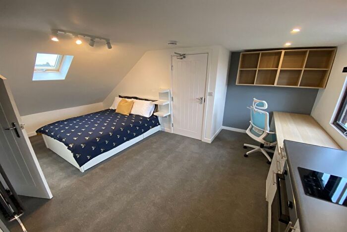 5 Bedroom Semi Detached House To Rent In Salisbury Street, Beeston, NG9