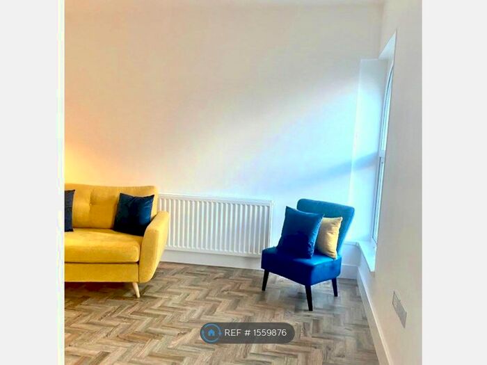 2 Bedroom Flat To Rent In Top, Cleethorpes, DN35