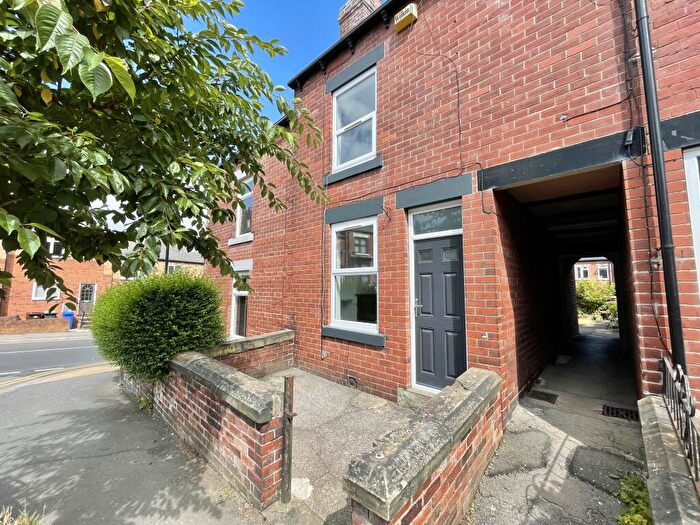 3 Bedroom House To Rent In Murray Road, Sheffield, S11