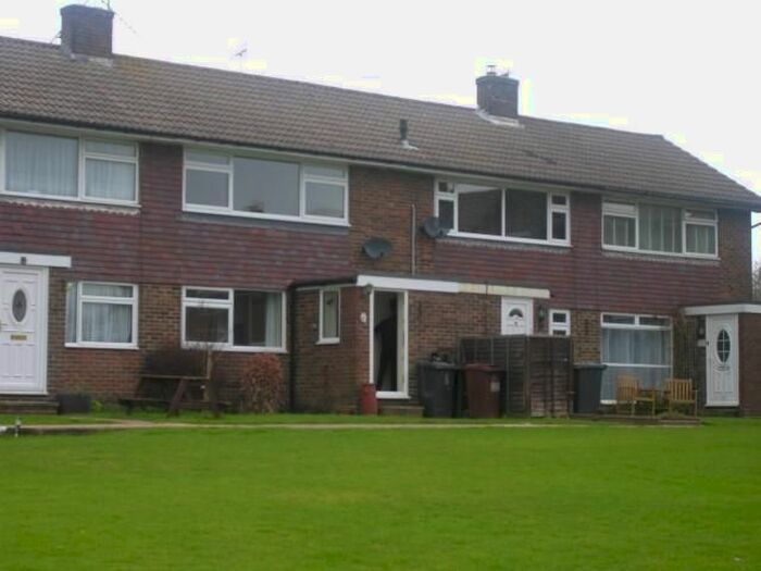 2 Bedroom Terraced House To Rent In Hurstshaw Gardens, Vines Cross, East Sussex, TN21