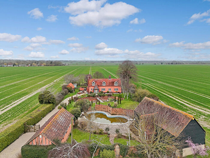 4 Bedroom Detached House For Sale In Moats & Springs, Stambridge, SS4