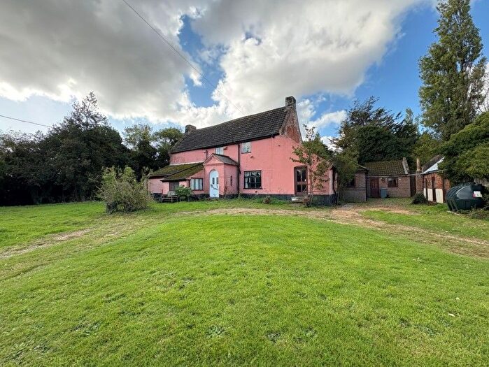 5 Bedroom Detached House For Sale In The Green, Upton, Norwich, Norfolk, NR13