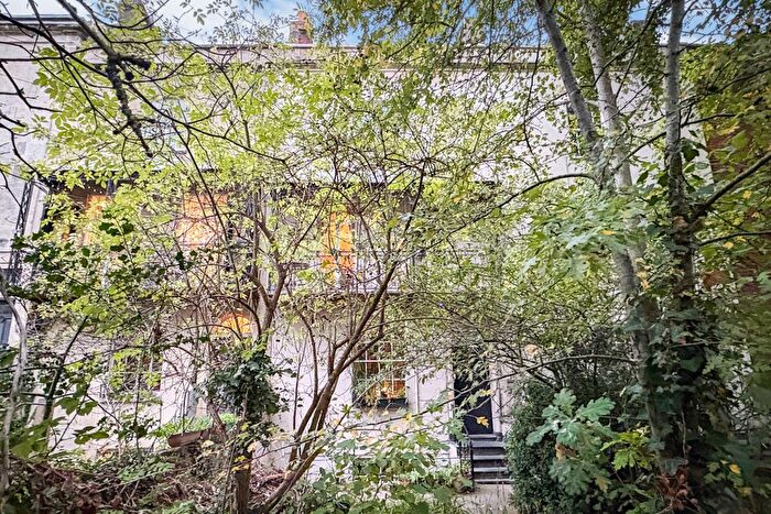 1 Bedroom Flat For Sale In Ashley Road, Montpelier, Bristol, BS6