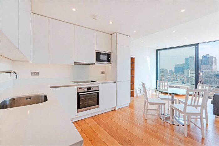1 Bedroom Flat To Rent In Plumbers Row, Whitechapel, E1