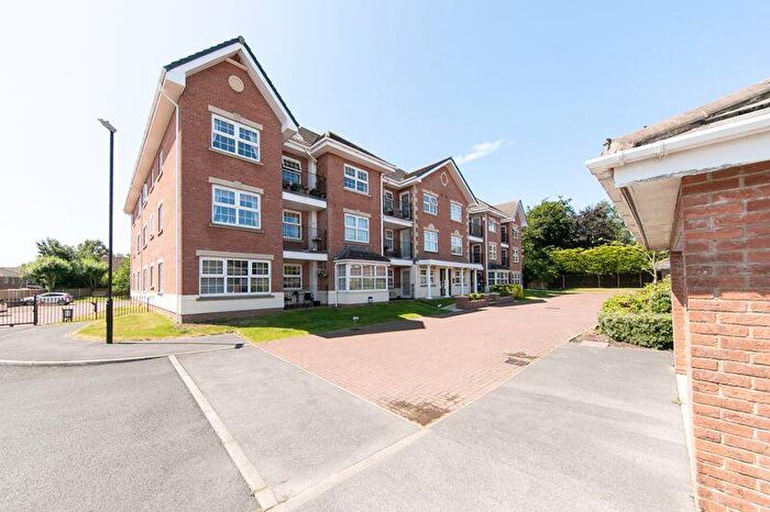 2 Bedroom Flat For Sale In No., Manor Apartments, Poulton Gardens, Poulton-le-Fylde, Lancs, FY6