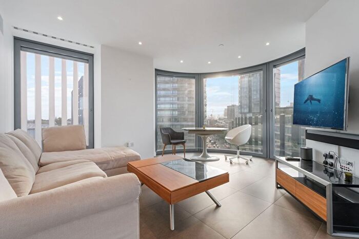 2 Bedroom Flat To Rent In Chronicle Tower, City Road, London, EC1V