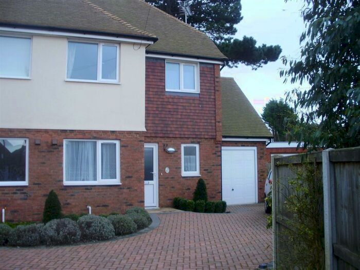 3 Bedroom House To Rent In Fir Tree Close, Ramsgate, CT11