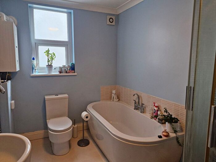 1 Bedroom Flat To Rent In Park Road, Ramsgate, CT11