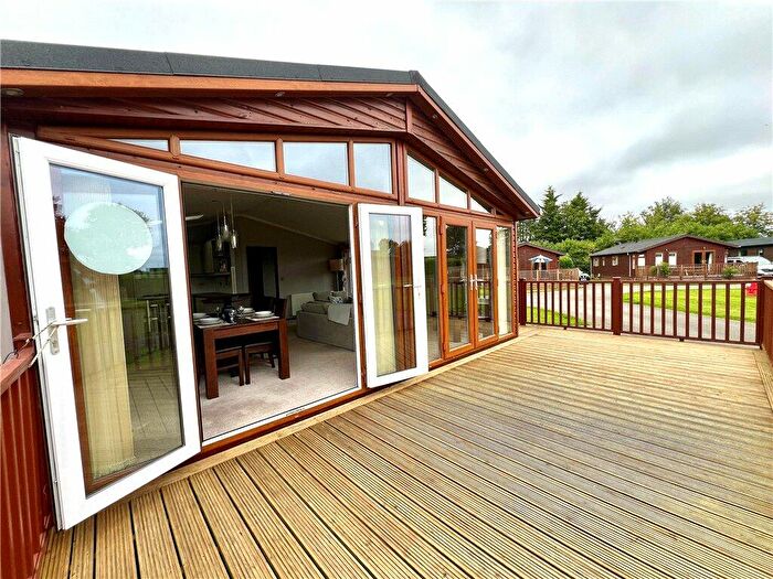 2 Bedroom Bungalow For Sale In The Horseshoe, Farley Green, Albury, Guildford, GU5