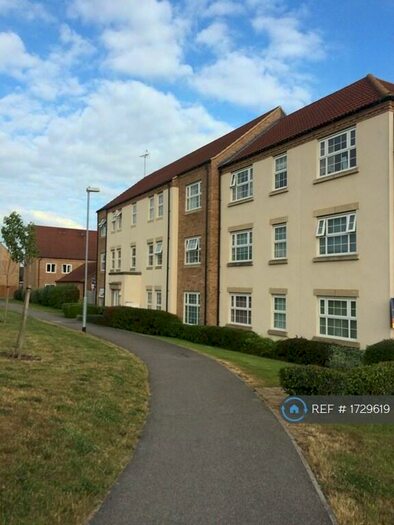 2 Bedroom Flat To Rent In Kings Avenue, Ely, CB7