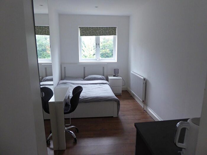 1 Bedroom Semi-Detached House To Rent In Shinfield Road, Reading, RG2