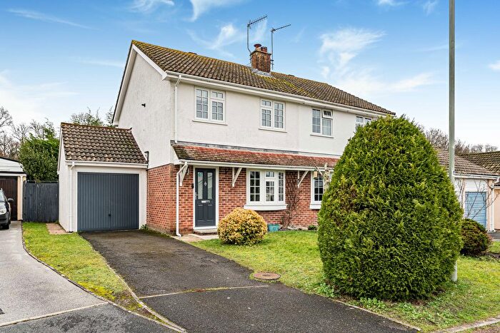 3 Bedroom Semi Detached House For Sale In Kiln Close, Bovey Tracey, TQ13