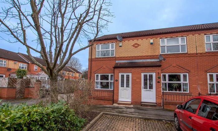 2 Bedroom End Of Terrace House To Rent In Bowling Green Court, Haxby Road, York, YO31