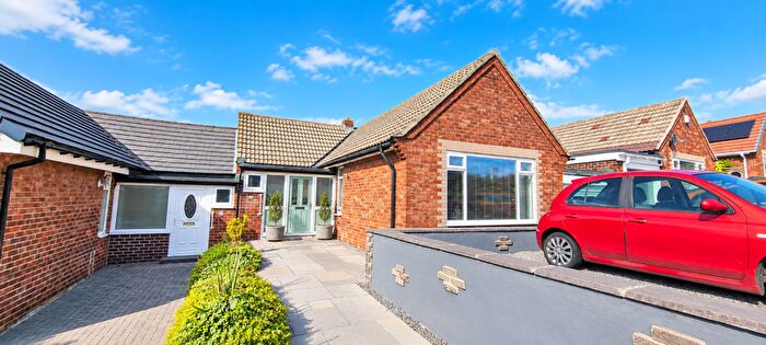 2 Bedroom Bungalow For Sale In Birchfield Gardens, Gateshead, NE9