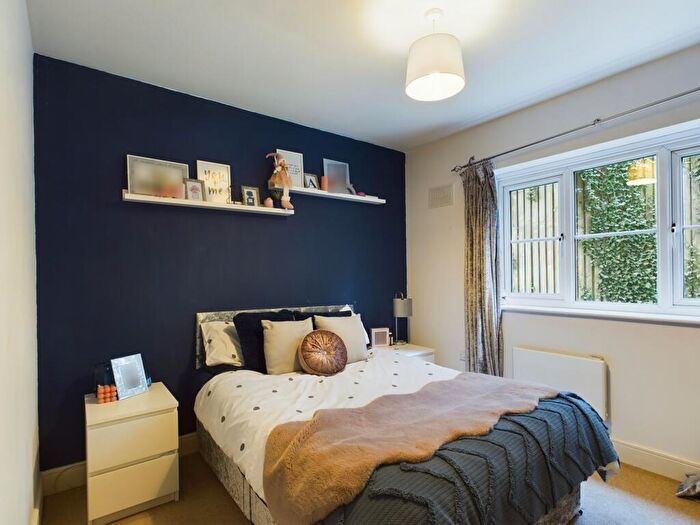 2 Bedroom Apartment To Rent In Highfields Park Drive, Darley Abbey, DE22