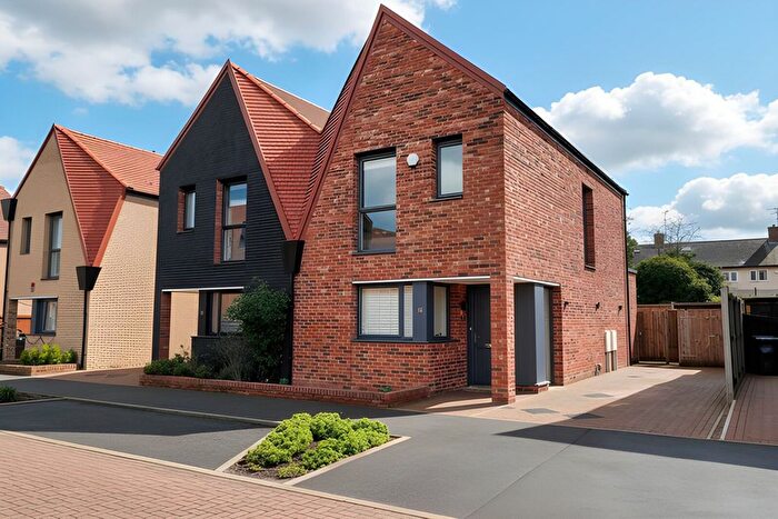 3 Bedroom Semi-Detached House For Sale In Cheshire Walk, Basildon, Essex, SS14