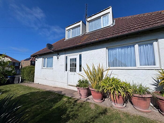 3 Bedroom Detached House To Rent In Kent Road, Margate, Kent, CT9