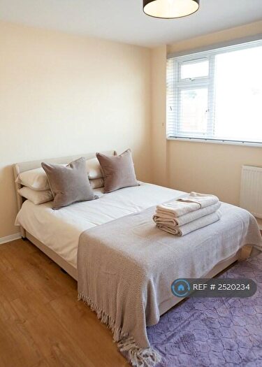 4 Bedroom Terraced House To Rent In Cowdrey Place, Canterbury, CT1
